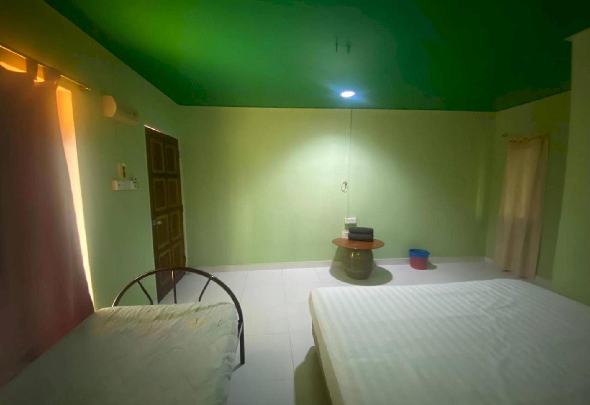 Villa Thai Pantai Cenang  Esterno foto