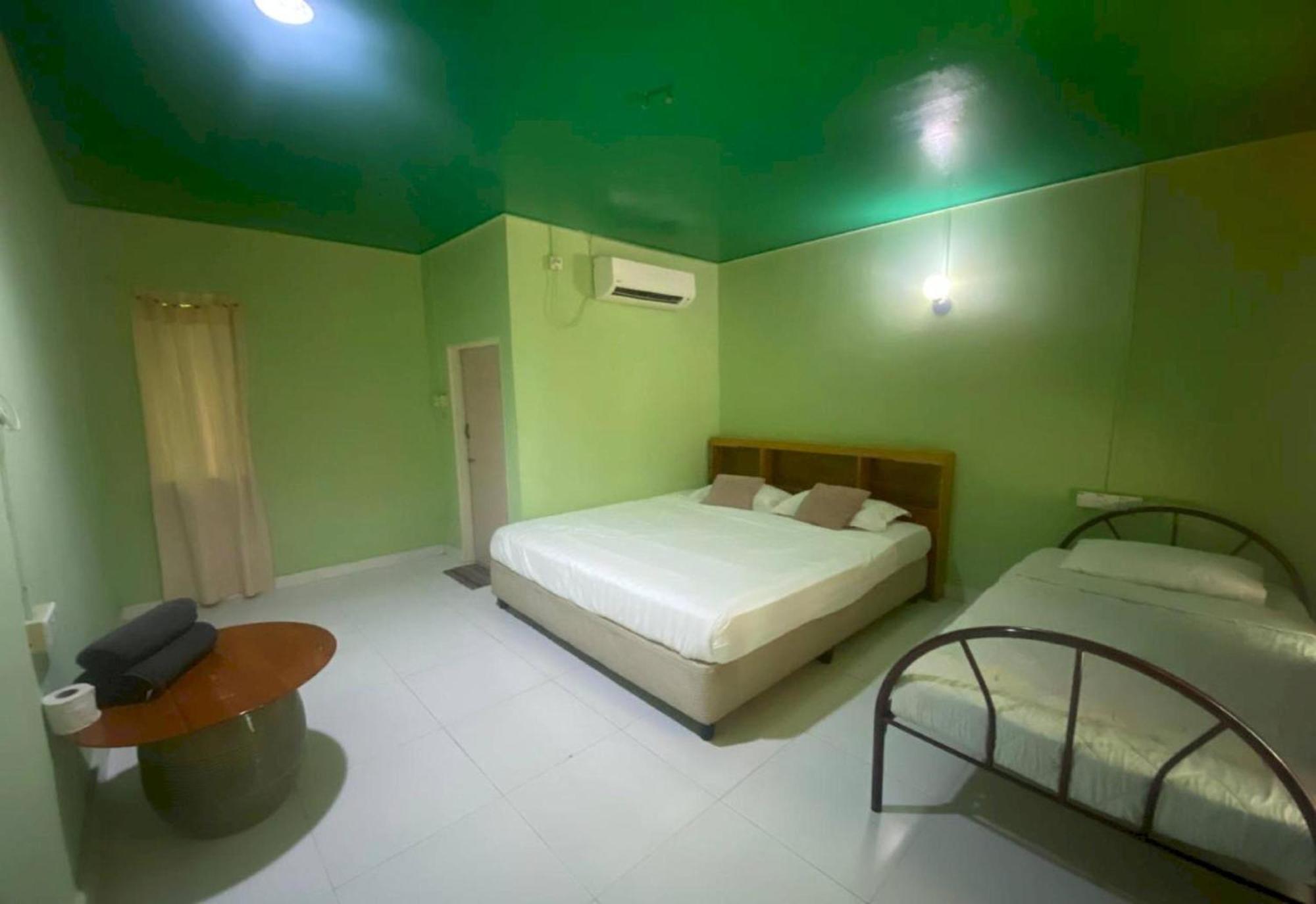 Villa Thai Pantai Cenang  Esterno foto