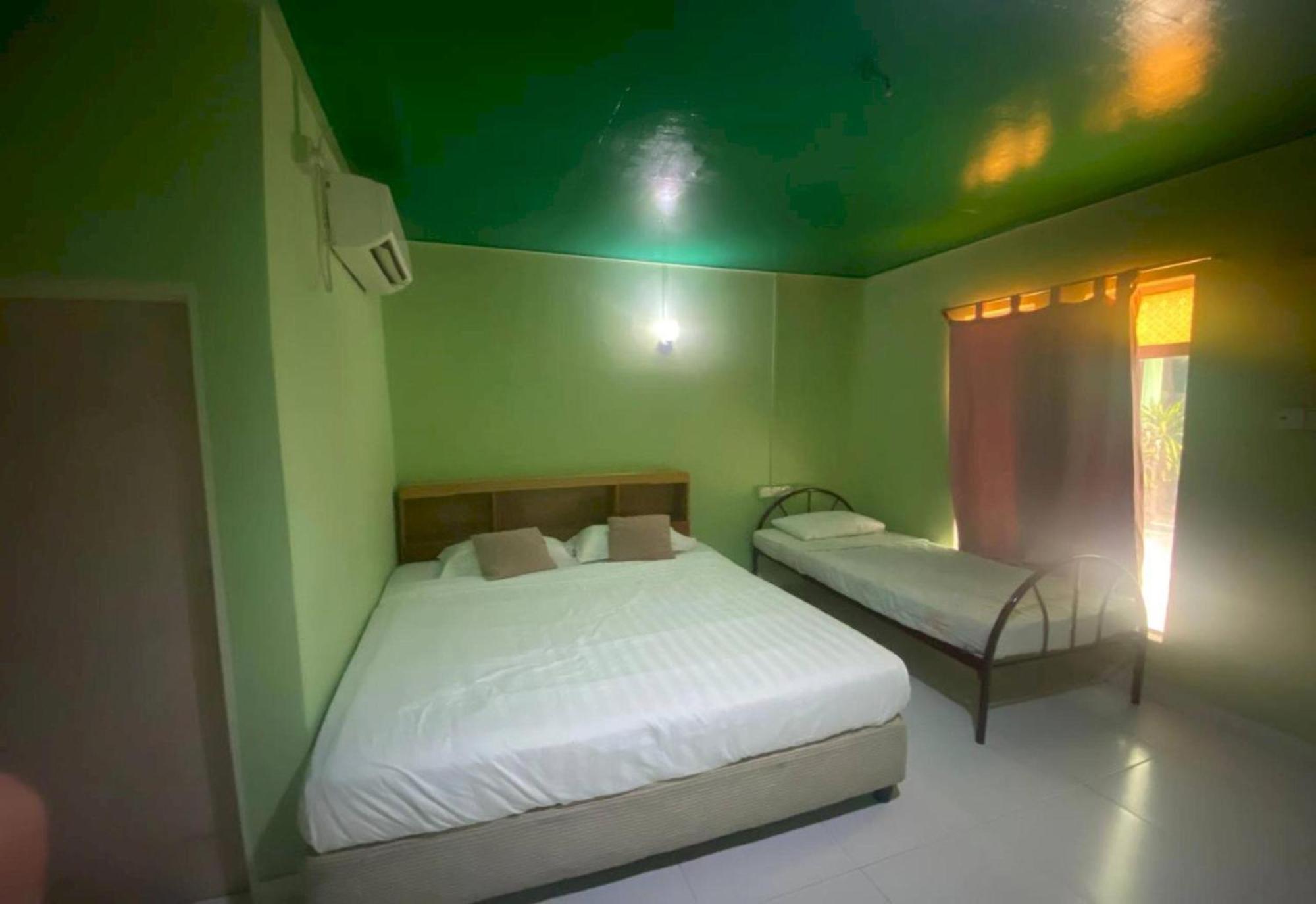Villa Thai Pantai Cenang  Esterno foto